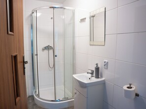 Comfort-Doppelzimmer | Badezimmer