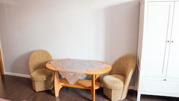 Kamar Double Deluks, pemandangan halaman