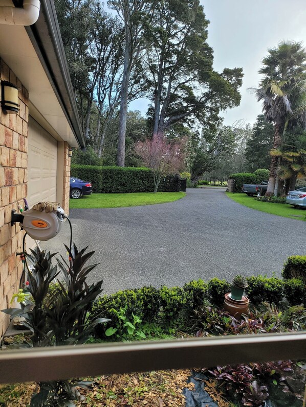 House, 5 Bedrooms, Balcony, Garden View | Property grounds - Serene Whangarei Lifestyle Luxurious Modern Home With Trees and Garden Views (Glenbervie)