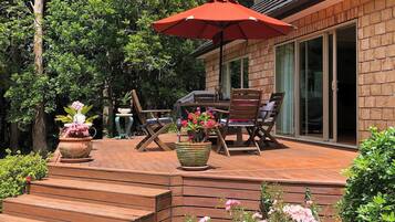 Rumah, 5 kamar tidur, balkon, pemandangan kebun | Eksterior