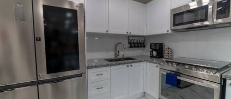 Mikrobølgeovn, ovn, kogeplade