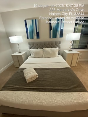6 quartos, acesso à internet, roupa de cama