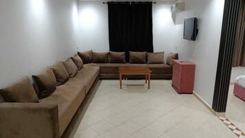 Family Penthouse | Individually decorated, individually furnished, laptop workspace