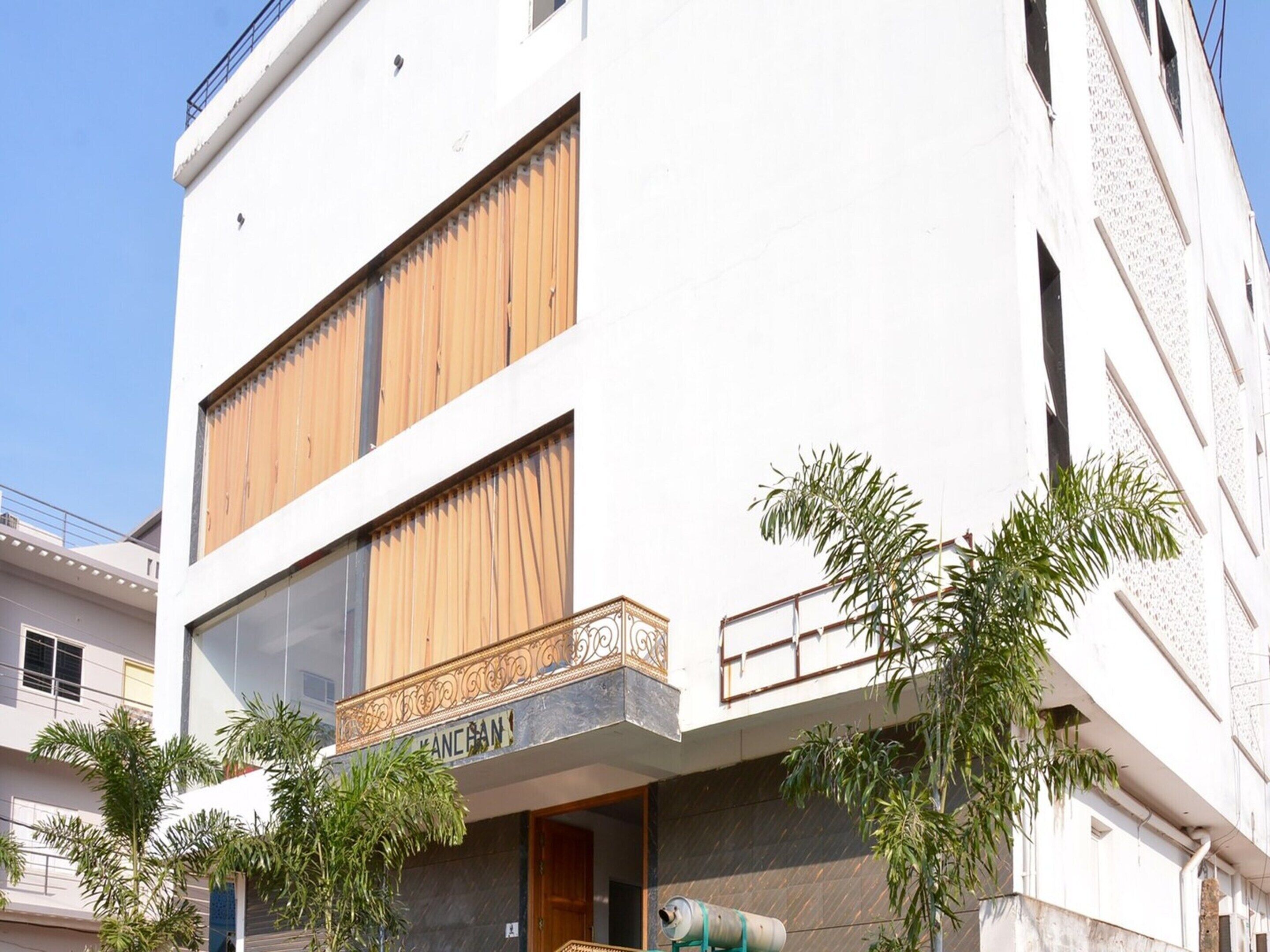 House | Exterior
