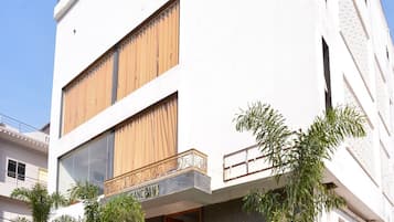 House | Exterior