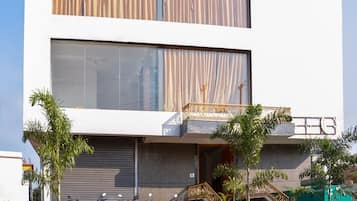 House | Exterior