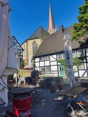 Small romantic house in the "Burgviertel" (old town)