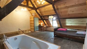 1 habitación y ropa de cama