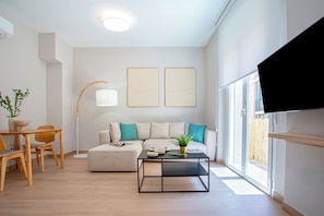 อพาร์ทเมนท์ (1 Bedroom) | บริเวณนั่งเล่น