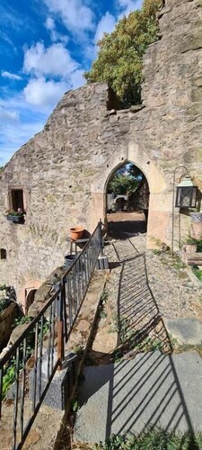 Burg Hermannstein MonksRoom