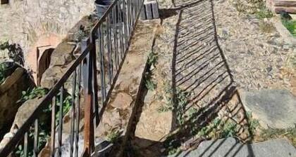 Burg Hermannstein MonksRoom