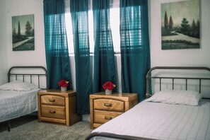 4 bedrooms, travel cot, free WiFi, bed sheets