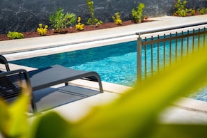Piscine extérieure (ouverte en saison)