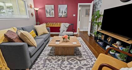 Charming 2BD: TCU Walkable, Blissful & Joyful !