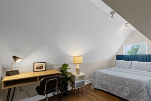 2 bedrooms, desk, iron/ironing board, travel cot