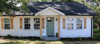 Delightful 2-bedroom house with AC in charming Easley