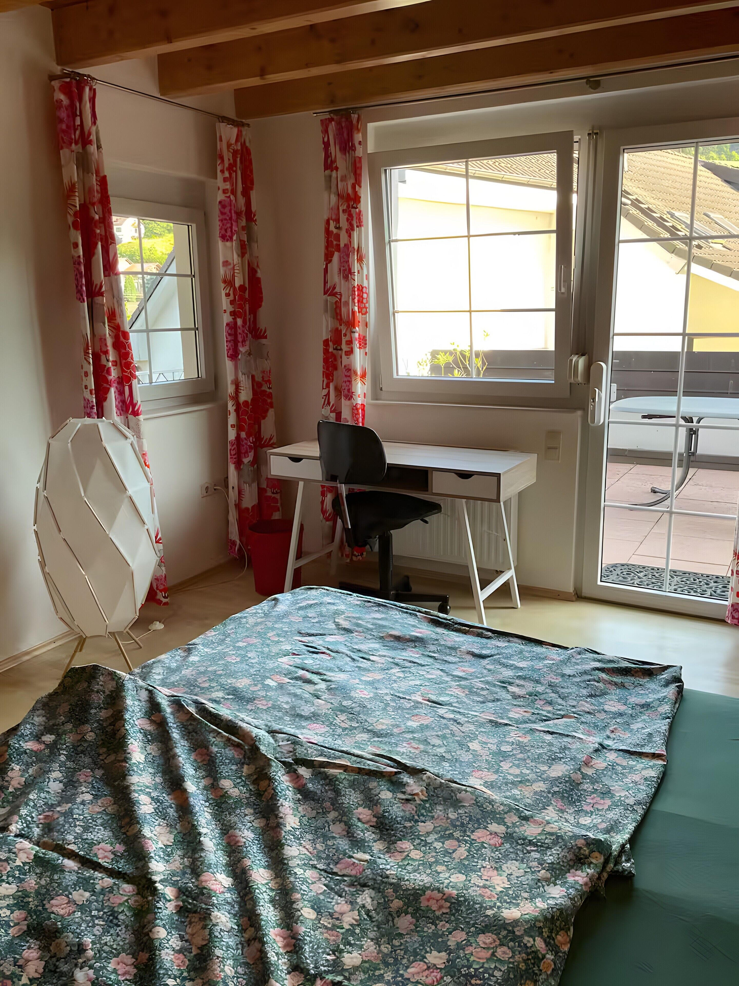 2 Schlafzimmer, Schreibtisch, WLAN, Bettwäsche
