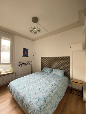 1 dormitorio, Internet, ropa de cama