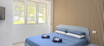 Geneva House: luxury beachfront apartment with parking space and renowned view