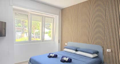 Geneva House: luxury beachfront apartment with parking space and renowned view