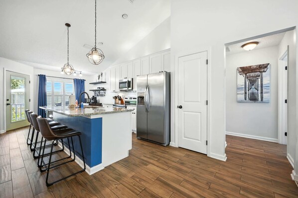 House, Multiple Beds, Patio, Garden View (Salty Tradewind Retreat) | Private kitchen | Fridge, microwave, oven, stovetop