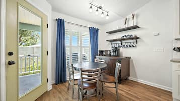 House, Multiple Beds, Patio, Garden View (Salty Tradewind Retreat) | Dining