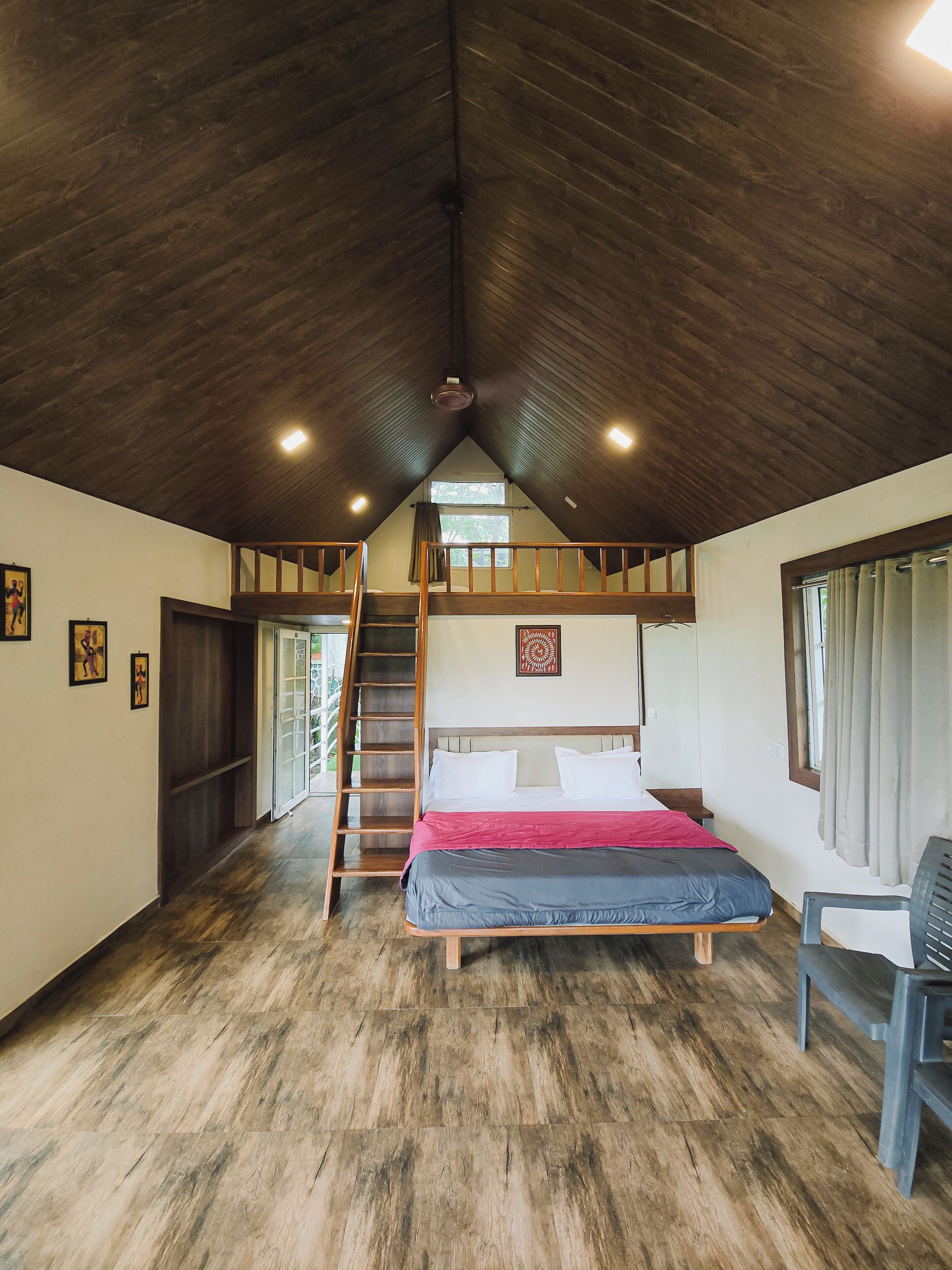 ファミリー ツリー  ハウス | デスク、WiFi (無料)