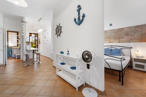 1 sovrum, strykjärn/strykbräda, wi-fi och sängkläder