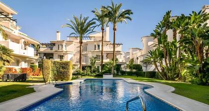Penthouse Los Naranjos Marbella - Op wandelafstand van BanĂșs
