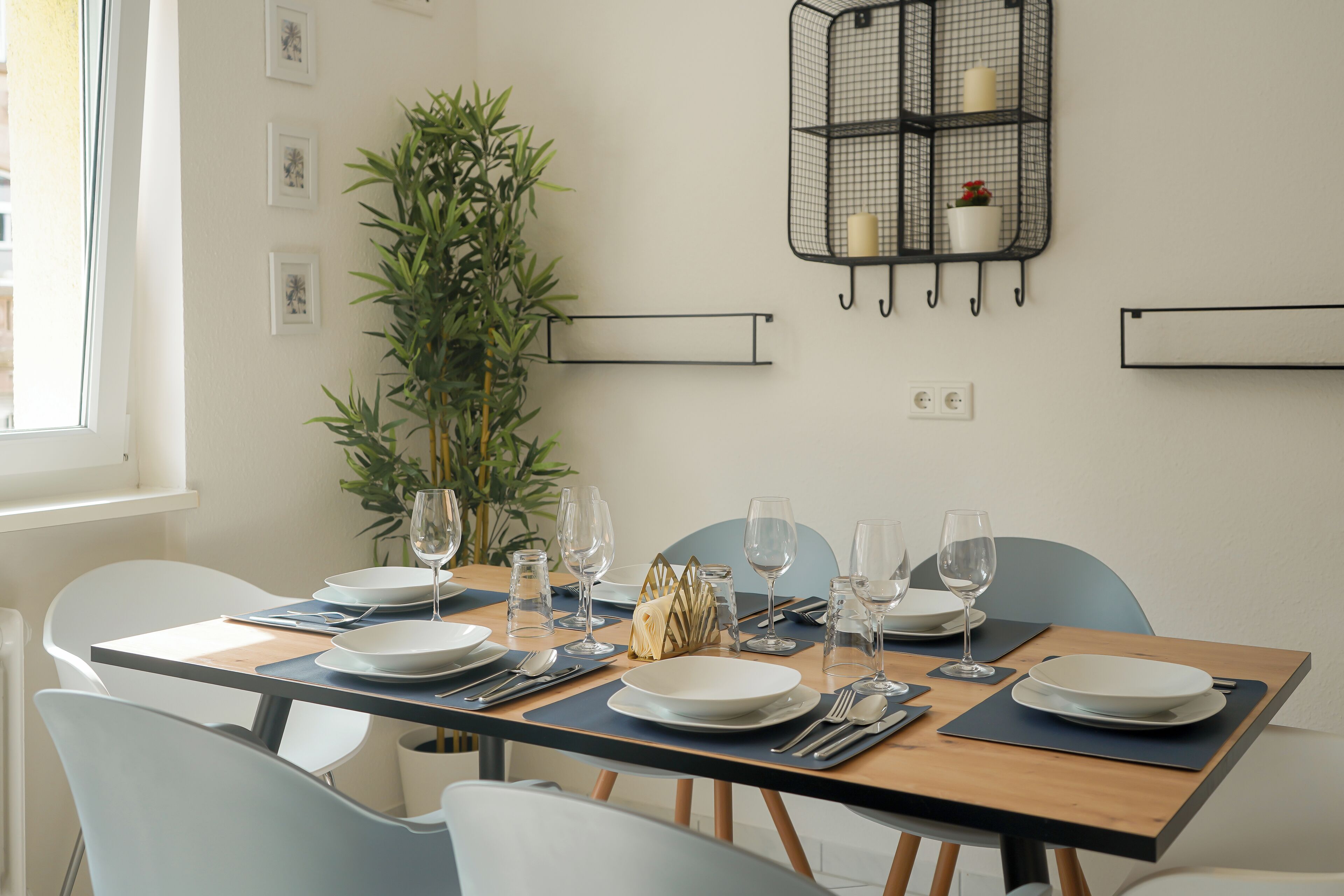 Superior Apartment | Private kitchen | Electric kettle, toaster, highchair