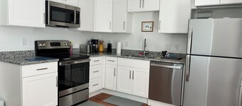 Newly Refurbished Home in the middle of Everglades City with Fishing from Dock