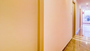 Unclassified image, 2 of 25, button - Super Townhouse Sr Nagar Rcc Premier (Hyderabad)