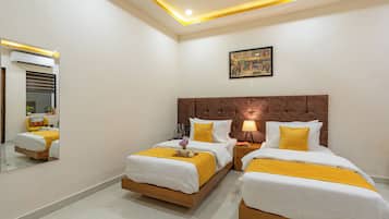 Quarto duplo luxo | Wi-Fi de cortesia, roupa de cama