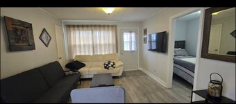 Cozy 2-Bedroom Apartment