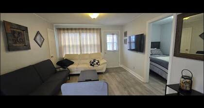 Cozy 2-Bedroom Apartment