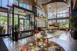 Lobby - 7th Floor 2B2B Gym Pool 1 mile to US Bank (Minneapolis)