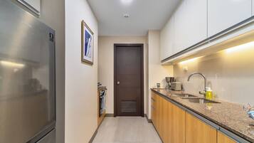 Een magnetron, een oven, een kookplaat