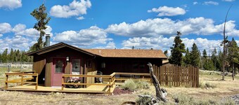 Escape to the Choosey Moose Cabin in the mountains of Dubois, WY