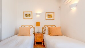 5 bedrooms, iron/ironing board, travel cot, free WiFi