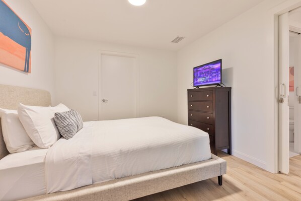 Luxury Apartment, City View | Desk, laptop workspace, iron/ironing board, free WiFi