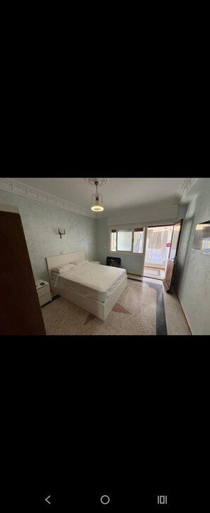 Appartement, 2 chambres, fumeurs, balcon | 3 chambres
