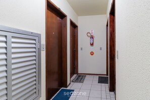 Interior - Apto bem Localizado a 500mts da Praia Rhi206 (Florianópolis)
