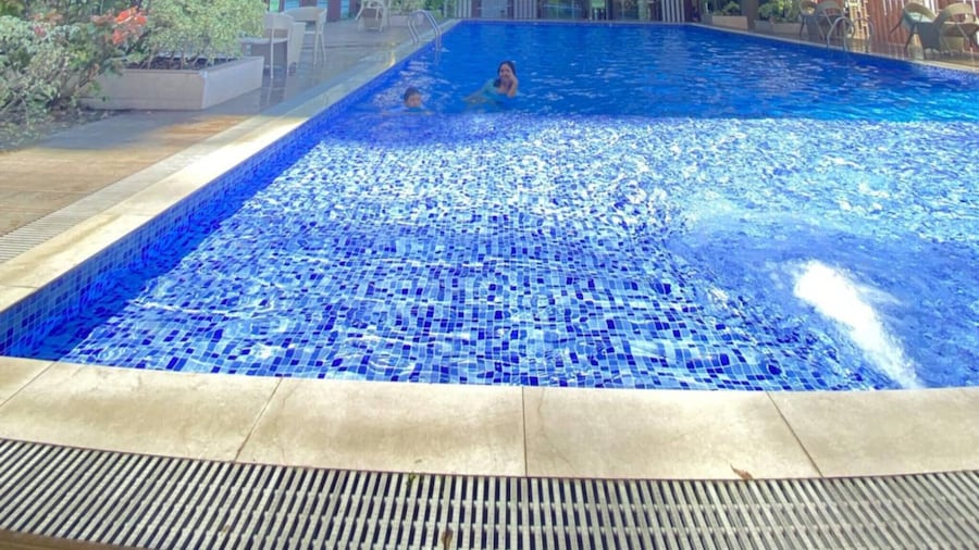 Romantic Purple 1-bedroom 5-8 pax in CDO