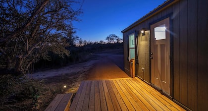 Bison View Secluded Cabin for 6 w/ Hot Tub on Wildlife Sanctuary