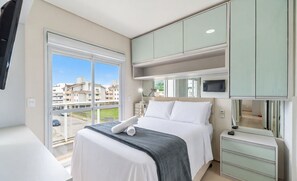 Room - Apt With Barbecue Near the Beach Rgn0203 (Florianópolis)