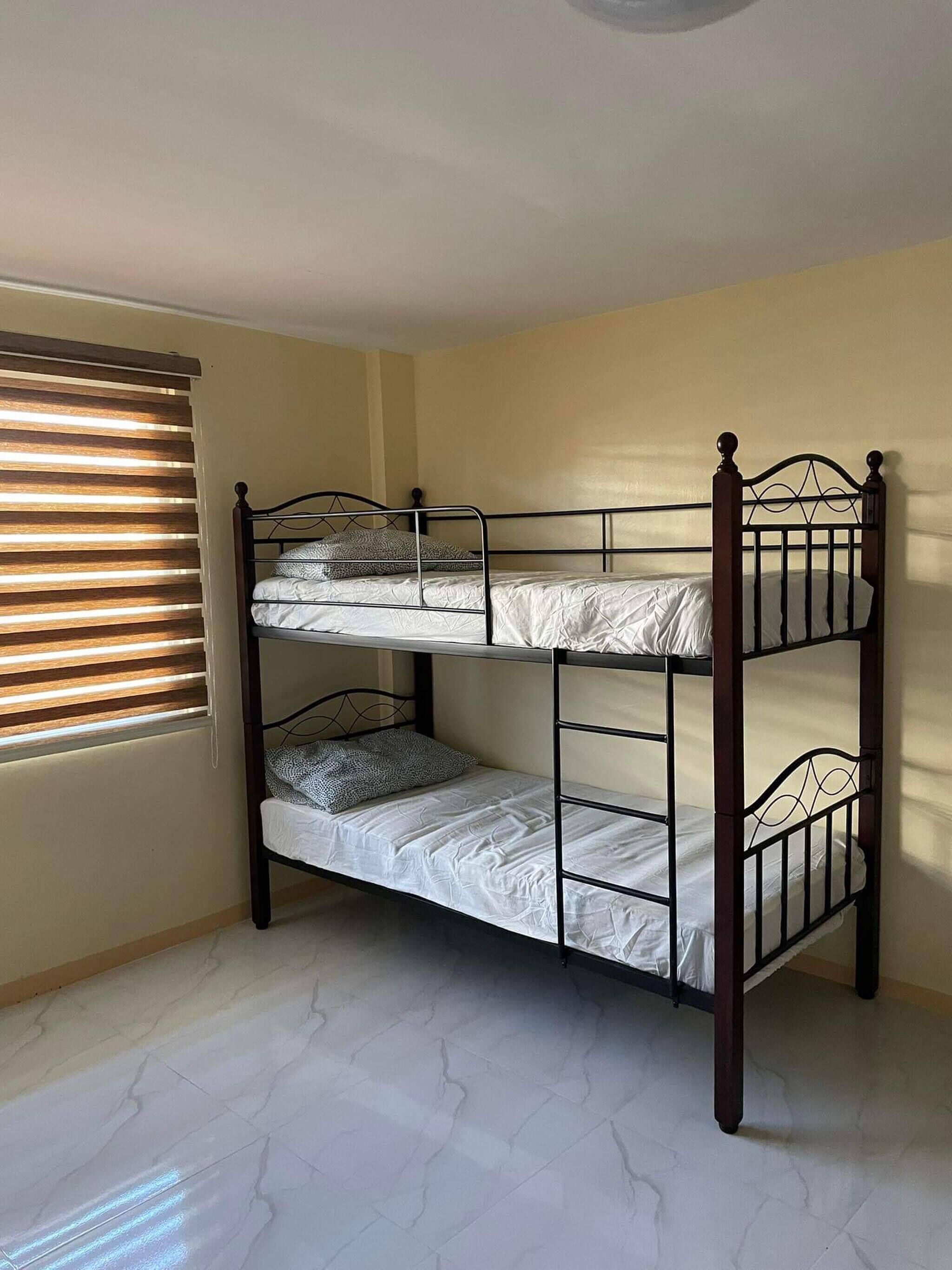 3 bedrooms