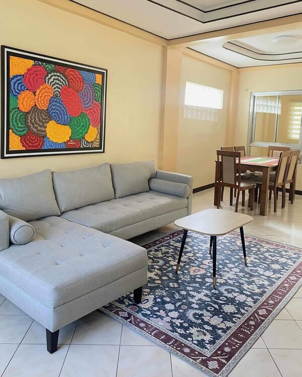 Cozy 3br Home Entry To Cwc, Pili Golf, Naga, Bicol - Pili