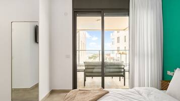 3 bedrooms, iron/ironing board, WiFi