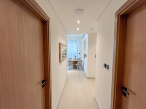 Apartment, 2 Bedrooms, Private Pool | Dining