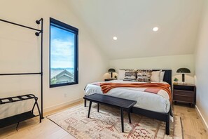 4 camere, ferro/asse da stiro, Wi-Fi gratuito, lenzuola